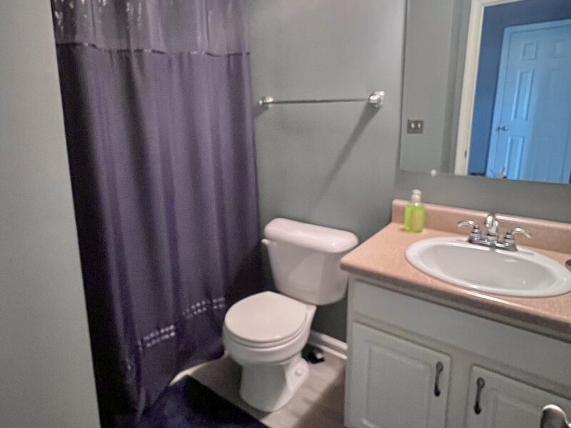 Spacious 4 Bedroom | 3.5 Bathroom | Sleeps Up to 8 Guests