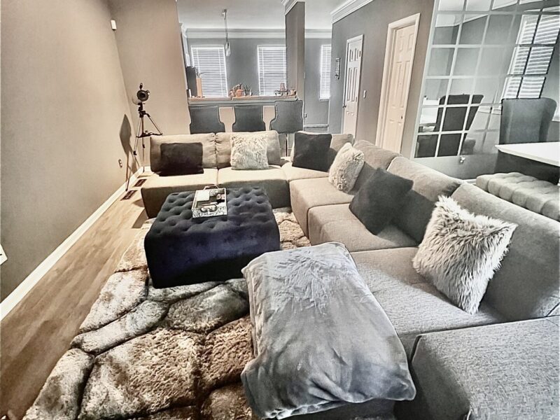 Spacious 4 Bedroom | 3.5 Bathroom | Sleeps Up to 8 Guests