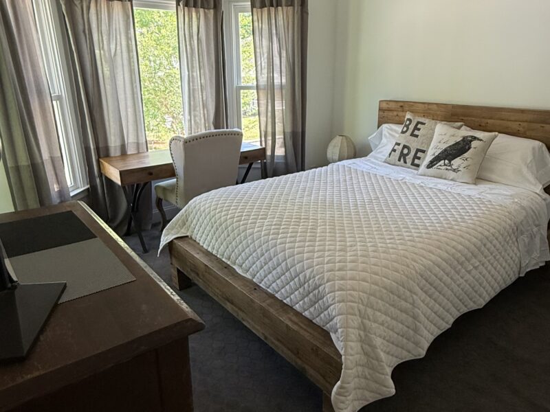 Grant Park: Quaint, historic neighborhood w/ lots to do, minutes from MB Stadium