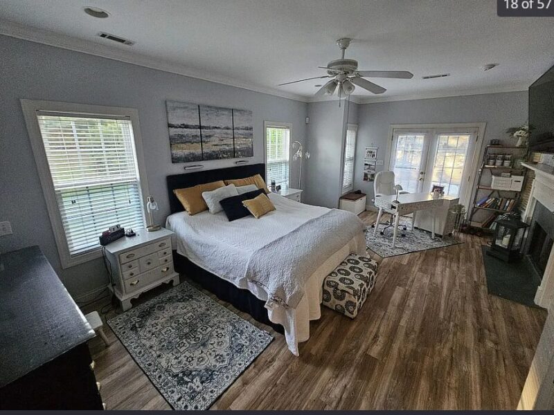 4 bedroom - 3 baths Tyrone home