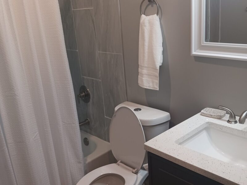 Grove Park Cottage!! 3 MILES FROM MERCEDES BENZ STADIUM!! FULLY EQUIPPED!!!