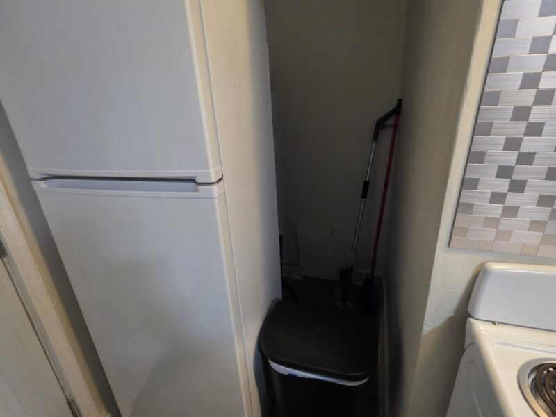 East Point Studio House!!! 6 Miles from MB Stadium! Fully Equipped!!
