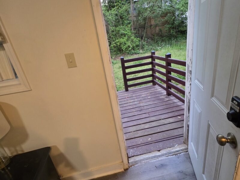 East Point Studio House!!! 6 Miles from MB Stadium! Fully Equipped!!